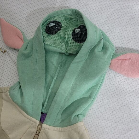Star Wars Other - Star Wars Mandalorian Baby Yoda Hoodie Youth Size Small /PC NEW WITH TAGS